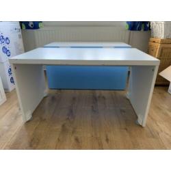 Kinderbureau van Ikea