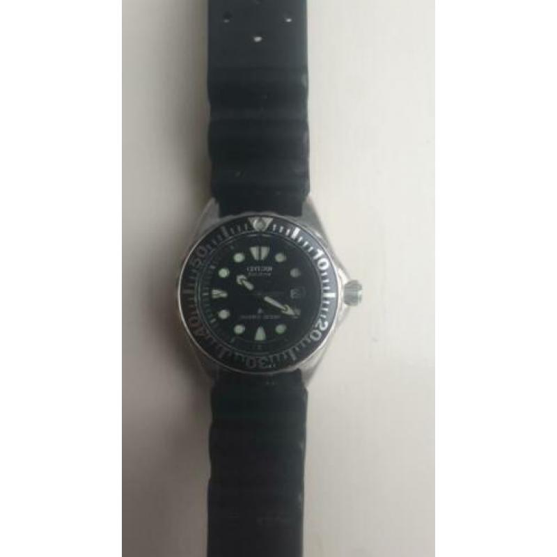 Citizen ecodrive ?? 300m.?? DAMES / kinder model ..........