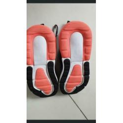 Nike 270 maat 31