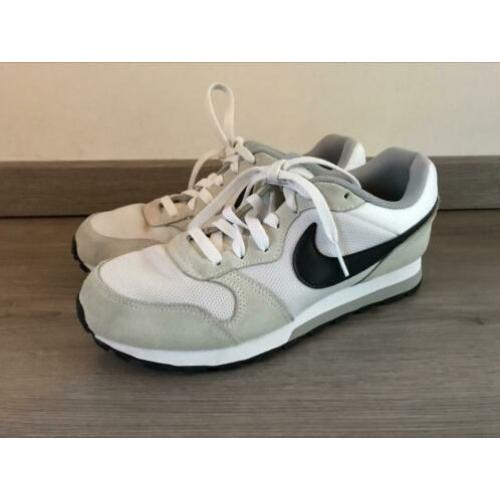 Nike sportschoenen maat 38,5
