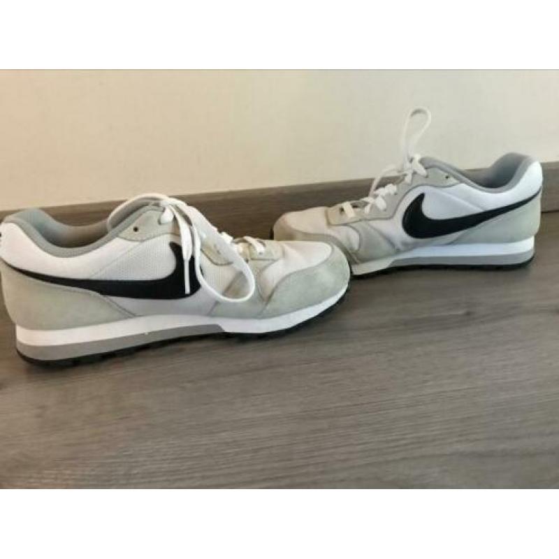 Nike sportschoenen maat 38,5
