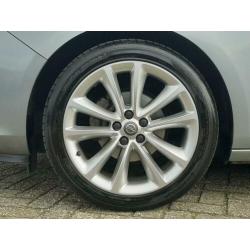 Opel Astra 1.6 Cosmo Navigatie/Leer/18inch/PDC/Climate.