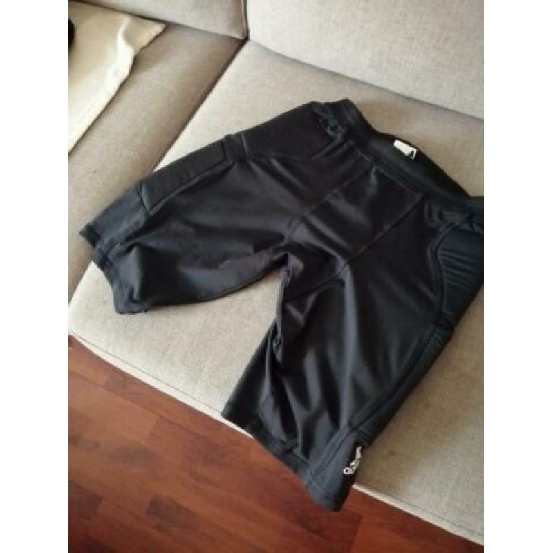 Onder keepersbroek