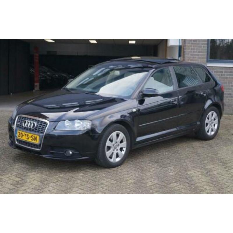 Audi A3 Sportback 2.0 TDI Ambiente S-Line Leder Navi Pano Bo