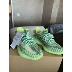 Yeezy boost 350 V2 yeezreel 38