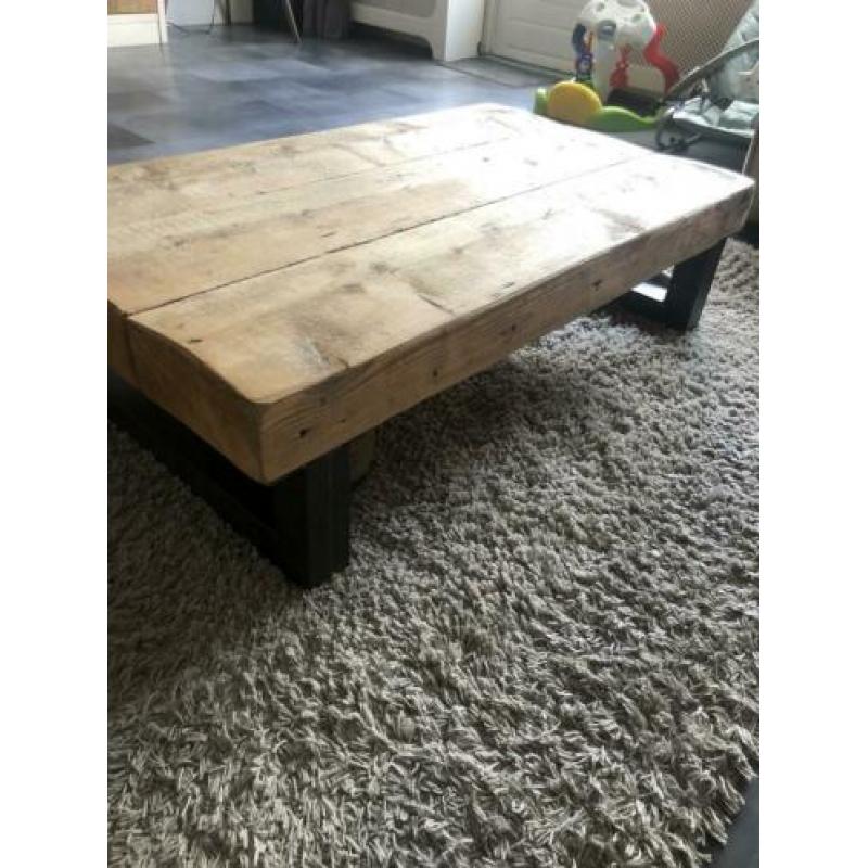 Salontafel / eetkamertafel steigerhout