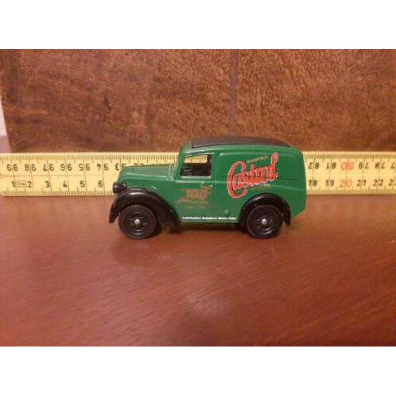 Lledo promotional model castrol oil