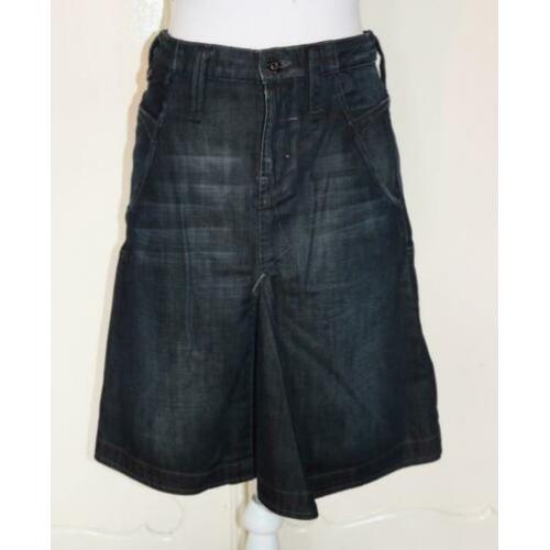 Mooie donkerblauwe denim rok G STAR, maat 29.