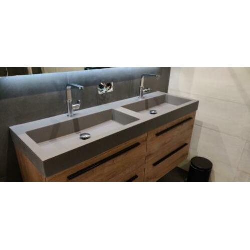 Wastafel quartz beton 140 x 45 x 9 (Nieuw)waarde: 800 euro.