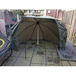 Fox Supa Brolly met overwrap