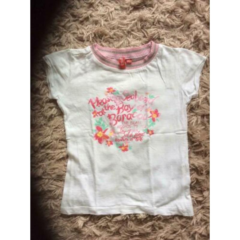 Te koop: wit shirtje voor een meisje maat 104/110