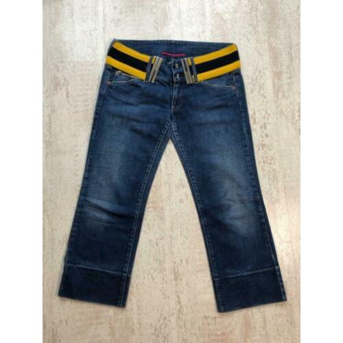 Jeans van No-Lita maat 31(M) - valt boven enkel.
