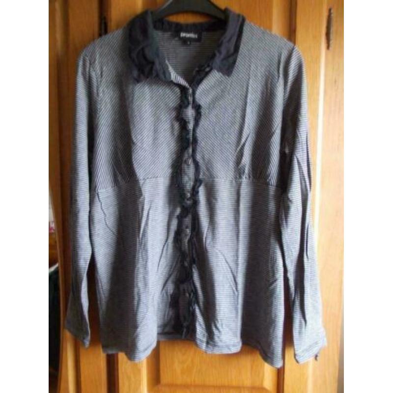 Leuk vest met polokraag van Promiss, maat XL.