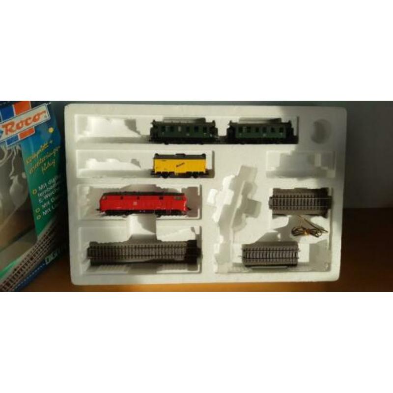 Roco analoge treinset BR215, 3 wagens, railovaal, H0