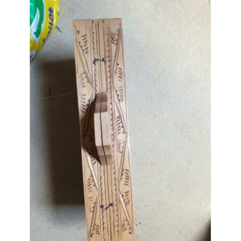 Houten schaakspel