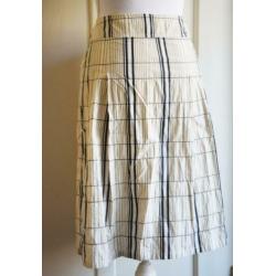 Leuke rok JOSEPHINE & Co., maat 40.