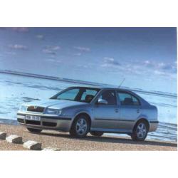 autofolder persfoto's Skoda Octavia, 2000