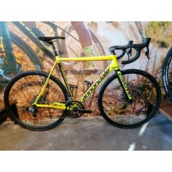 Cannondale Caad 12 Disc Sram Red Etap Metron Hope schijfrem