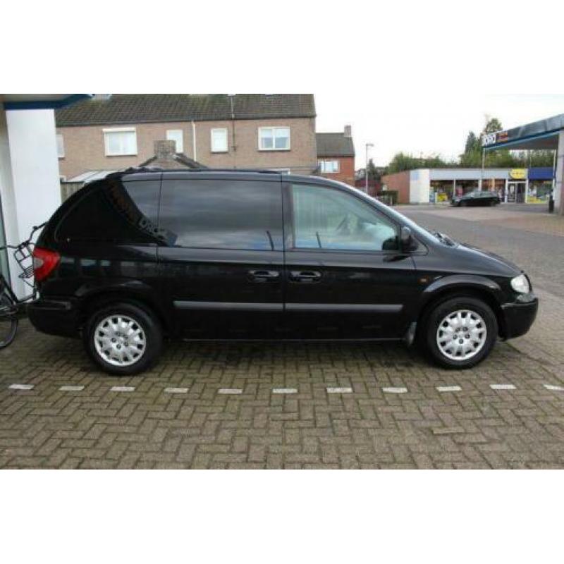 Chrysler Voyager 2.4i Business Edition * 7 persoons auto *
