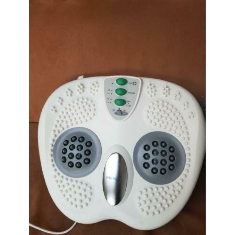 Medisana frm massage apparaat/ voeten en rug koud en warm
