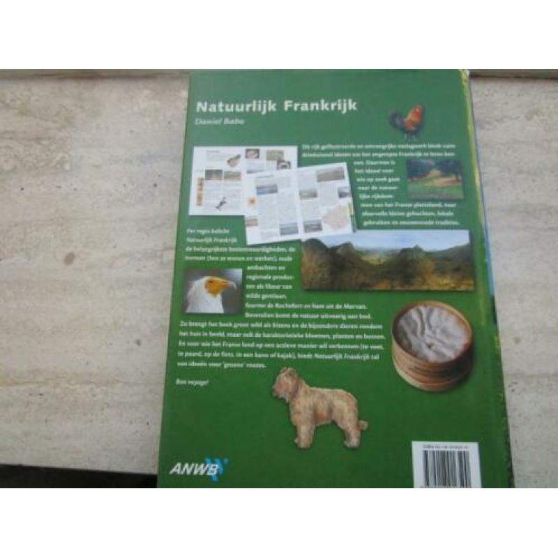 ANWB natuur reisgids natuurlijk Frankrijk. Zie andere gidsen