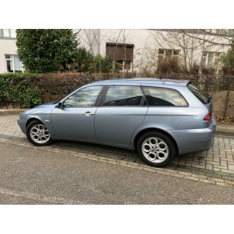 Alfa Romeo Alfa-156 1.8 Twin Spark Sportwagon 2004 Blauw