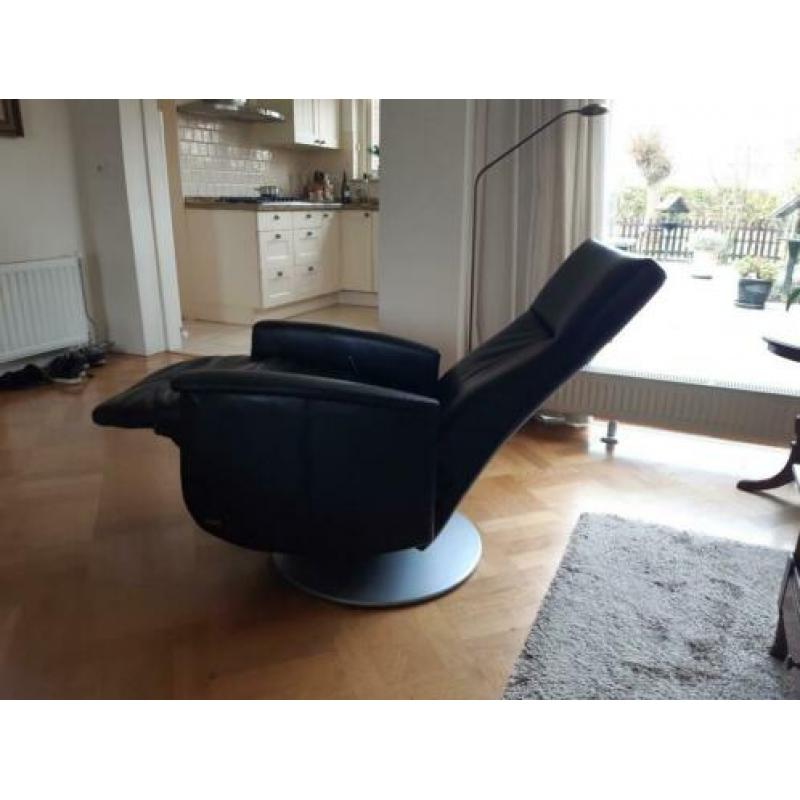 prominent relax stoel , zwart leren bekleding