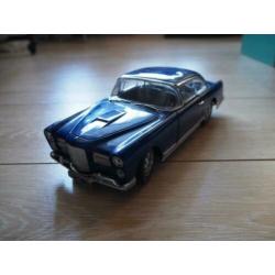 Sun Star Facel Vega HK500 schaal 1/18