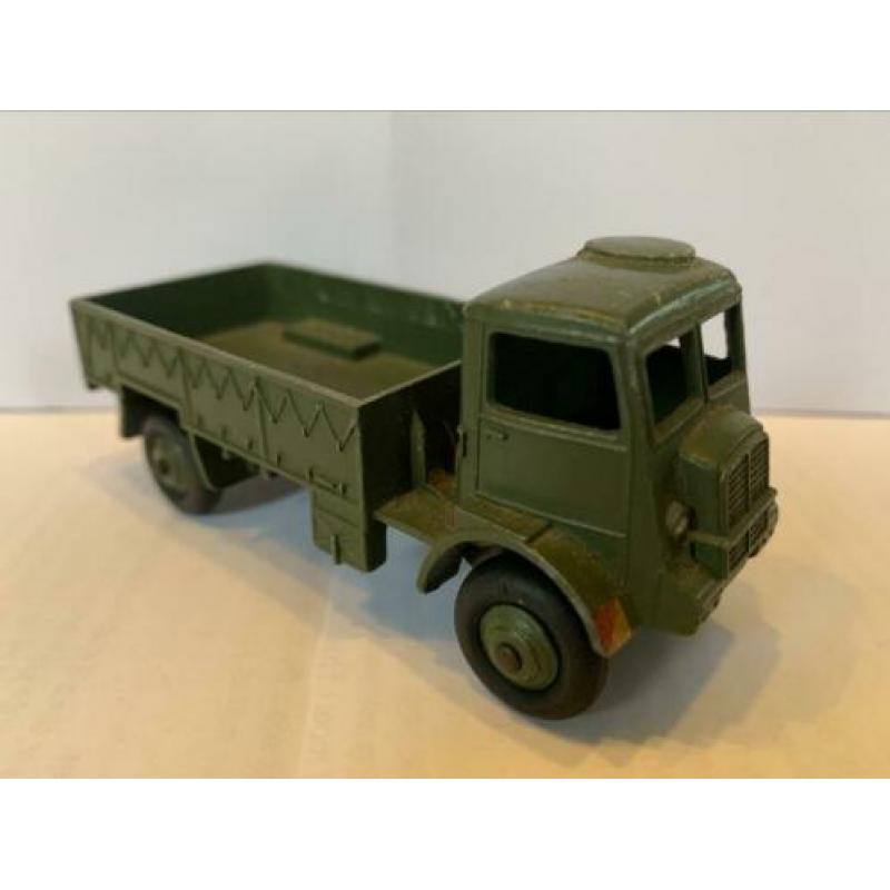 5 Dinky Toys