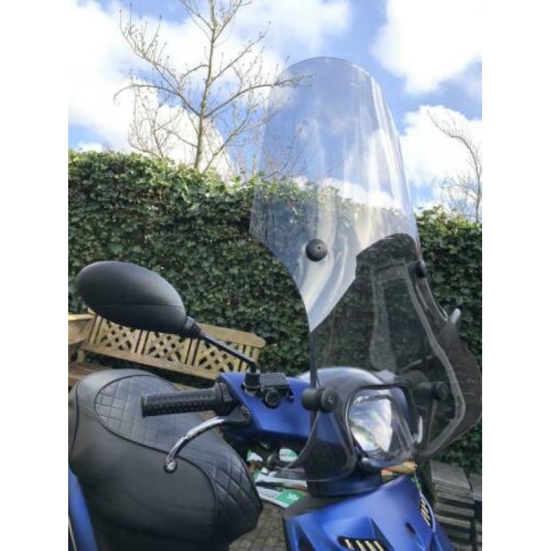 Piaggio zip met wok en schade