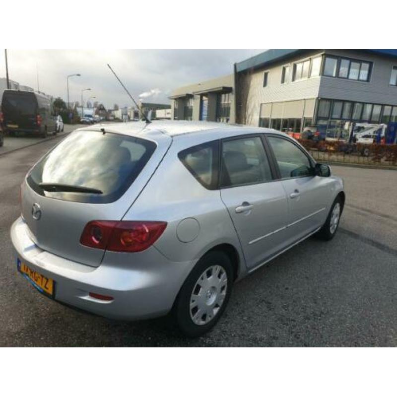Mazda 3 1.6 Hatchback 2005 Grijs APK 2021