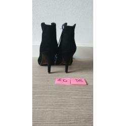 Nieuwe echte suede zwart enkellarzen maat 38