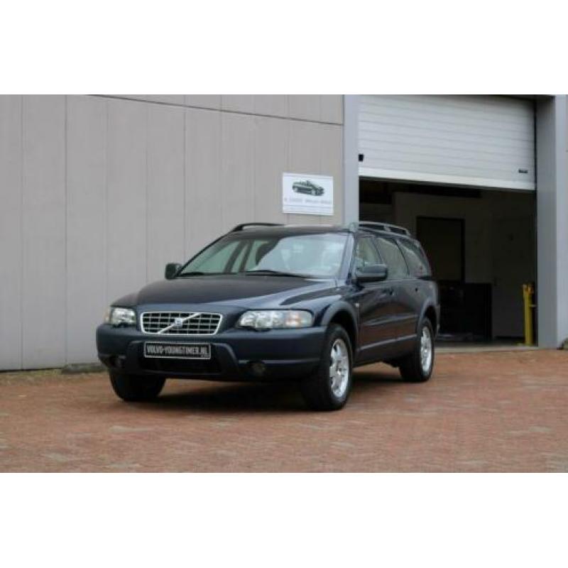 Volvo XC70 2.4 T AWD AUTOMAAT YOUNGTIMER BTW AUTO (bj 2001)