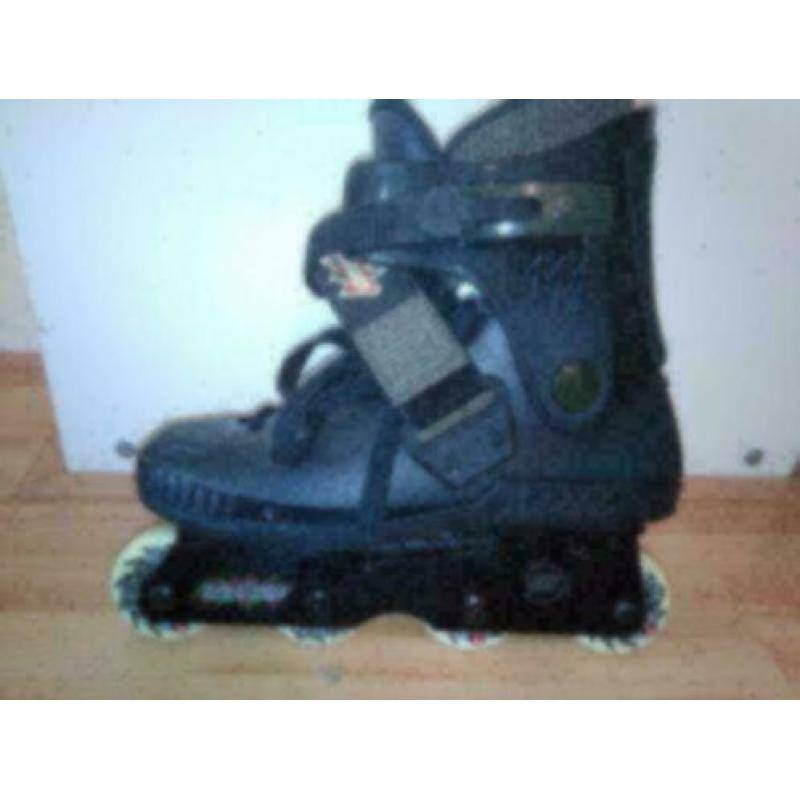 Nieuwe stuntskates maat 40 ( 25,5cm) merk sabotage
