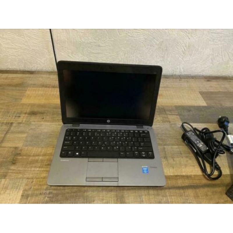 HP 820 | i5-5300 | 120gb SSD | 8GB | Windows 10