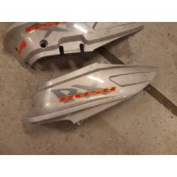Hyosung Rush RX set zijkappen achter (zijkapjes setje)