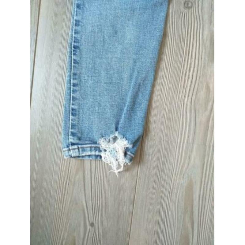 H&M vintage skinny jeans, maat 27.