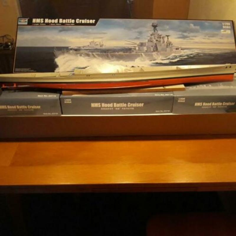 Trumpeter Battle Cruiser HMS Hood , schaal 1:200
