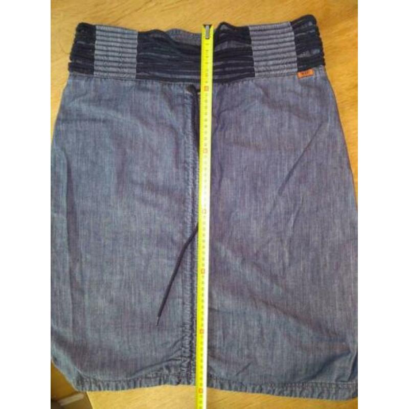 Jeans kokerrok pencil skirt van Object. Maat m.