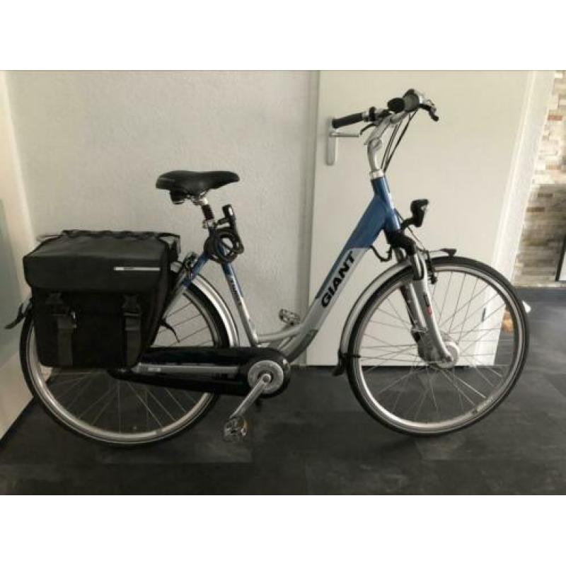 Giant Twist Go Double Elektrische Damesfiets