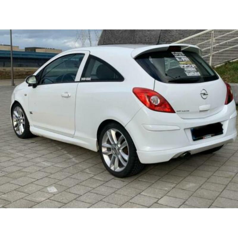 opel corsa 1.3cdti opc line