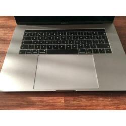 Apple MacBook Pro 2018 15,4" i7 2,6 GHz, 512GB met AppleCare