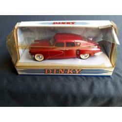Dinky Collection Tucker Torpedo ’48 rood metallic – DY11