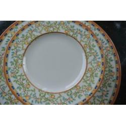 <Wedgwood/Johnson Brothers Lemon Tree Gebakset >