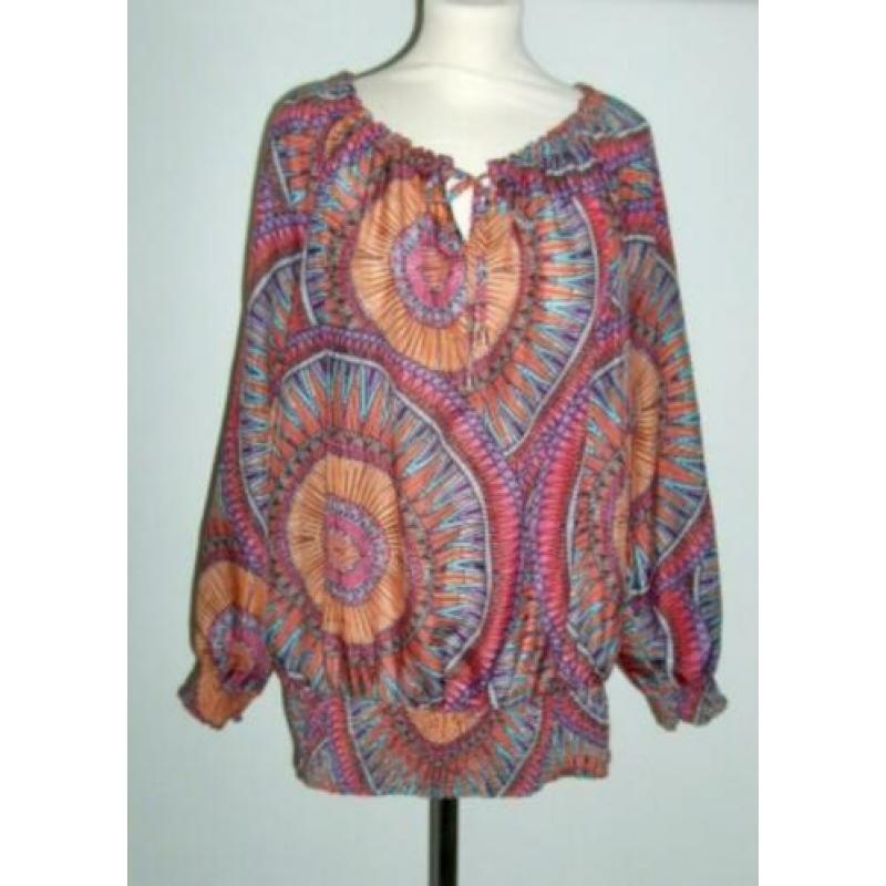Leuke blouse van Caroline Biss in mooie kleuren 44