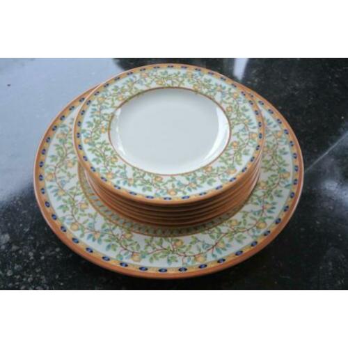 <Wedgwood/Johnson Brothers Lemon Tree Gebakset >