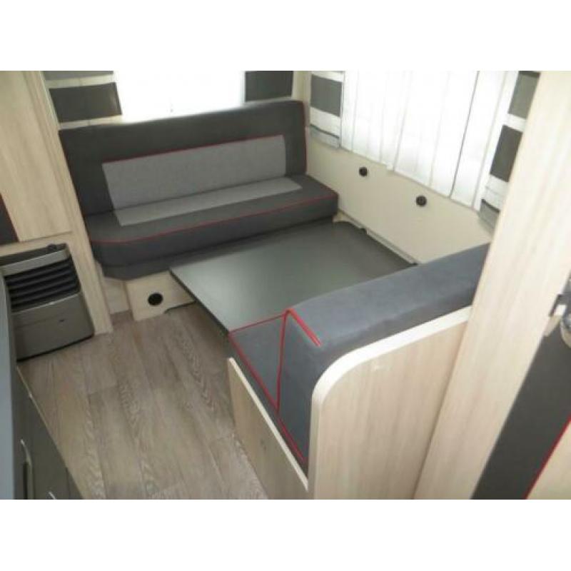 Hobby De Luxe Edition 440 SF