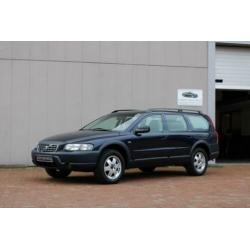 Volvo XC70 2.4 T AWD AUTOMAAT YOUNGTIMER BTW AUTO (bj 2001)
