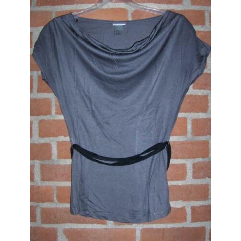 Grijs T-Shirt H&M mt XS (941)