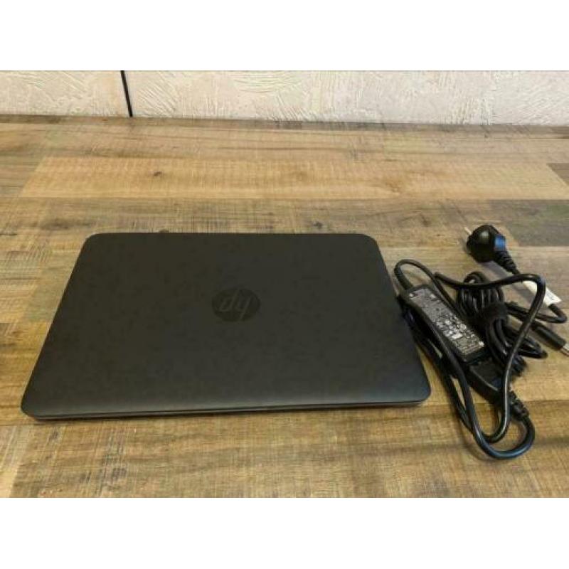 HP 820 | i5-5300 | 120gb SSD | 8GB | Windows 10